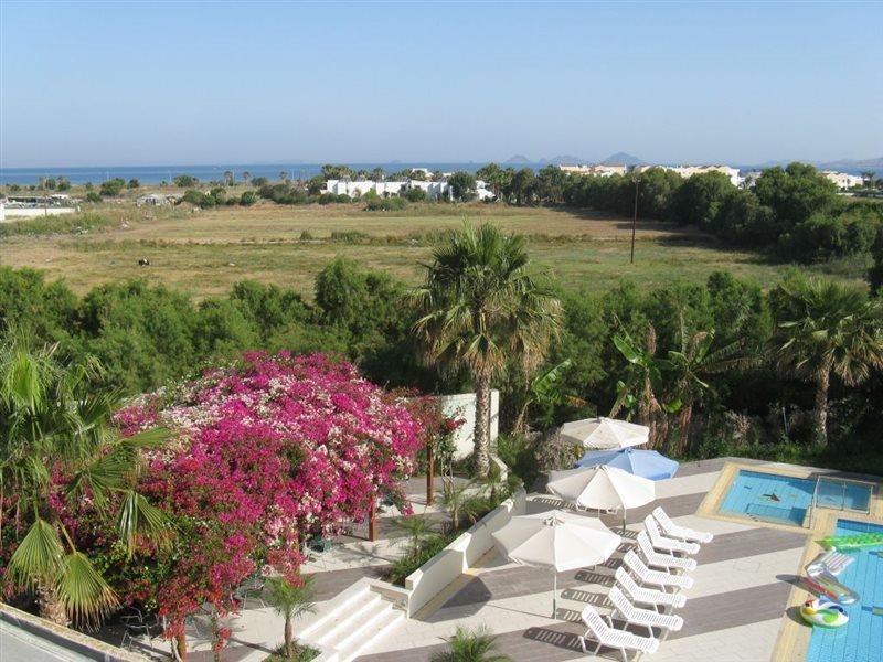 Athina Hotel Lambi  ภายนอก รูปภาพ
